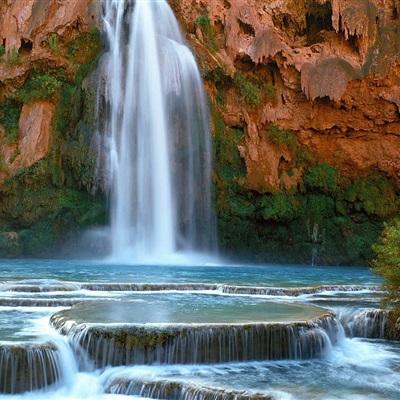 赢三张免费游戏